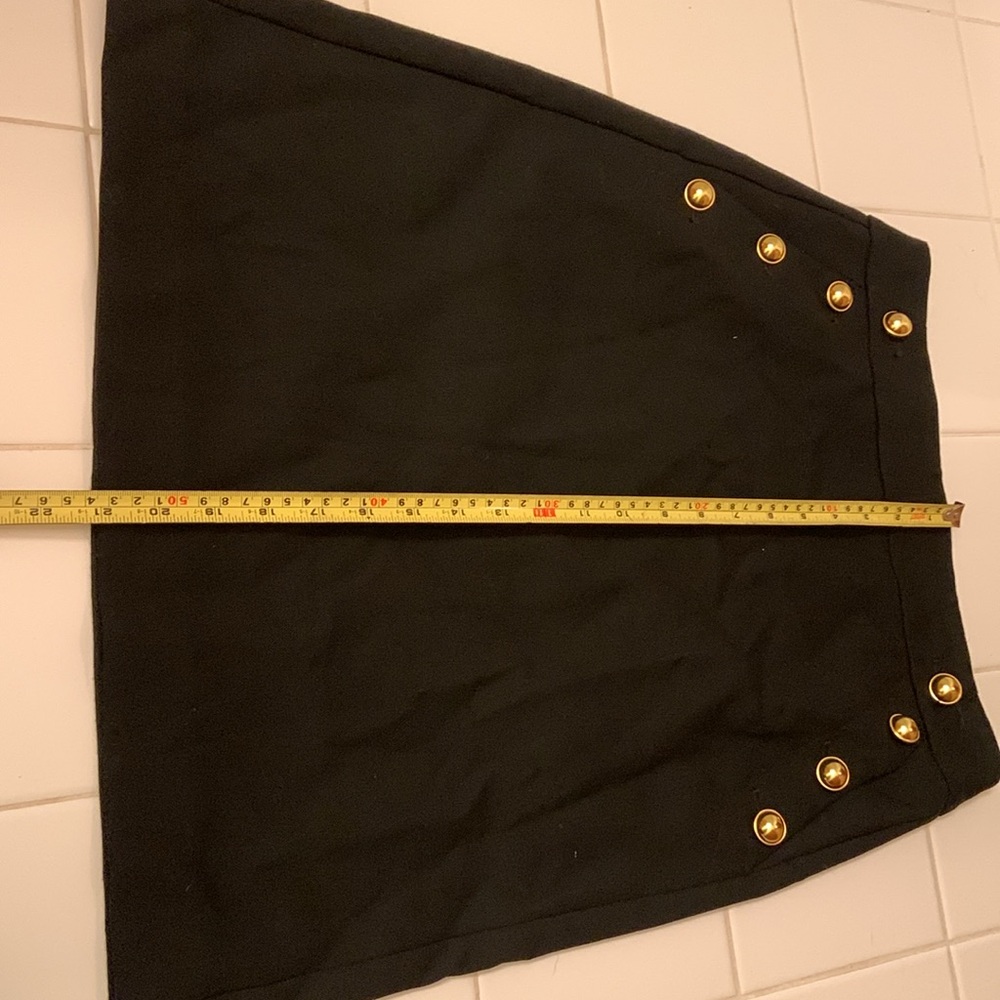 LOFT black skirt with gold buttons size 6P - Picture 8 of 8